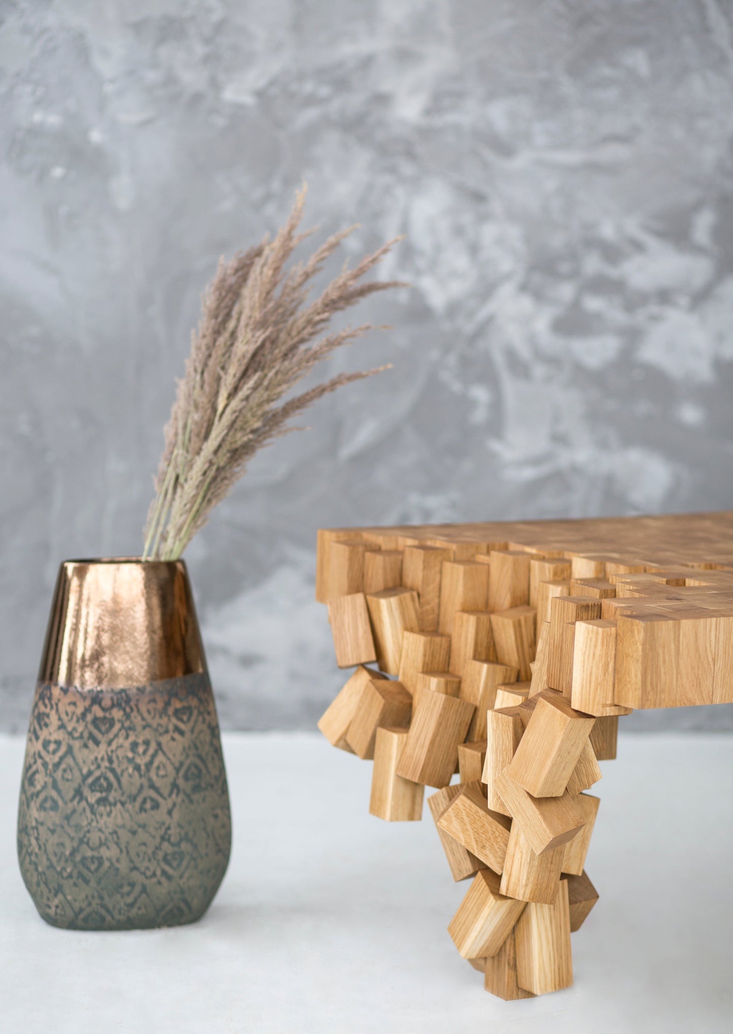 Sofabord Eik 432 skiller seg av sin spennende og moderne design